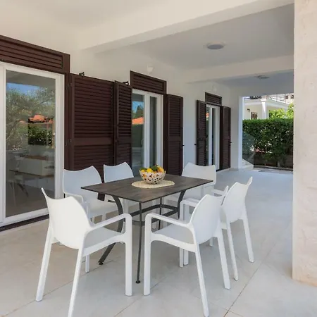 Apartmani Kos D Supetar Extérieur photo