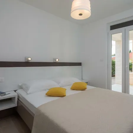 Apartmani Kos D Supetar Extérieur photo