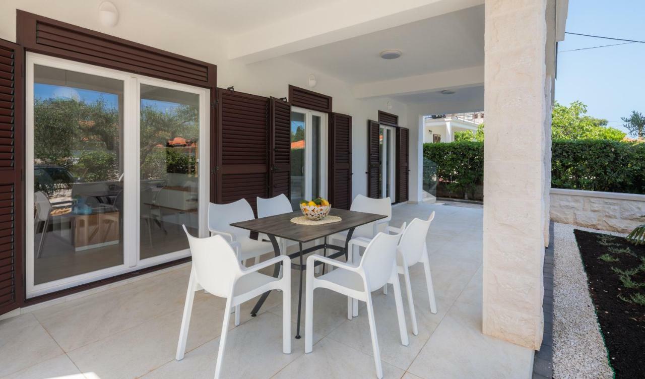 Kos D Apartment Supetar